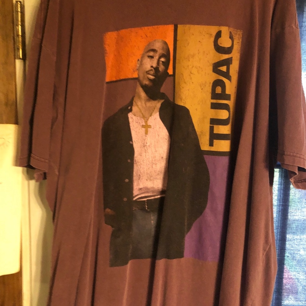 GAP Brown Graphic Short-Sleeve Tee with Multicolor Portrait